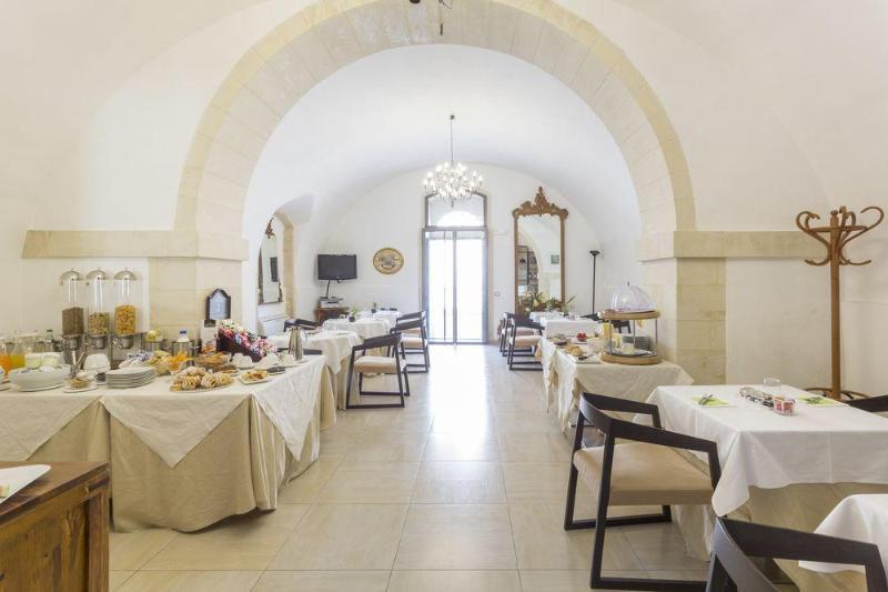 Hotel Novecento Шикли Экстерьер фото