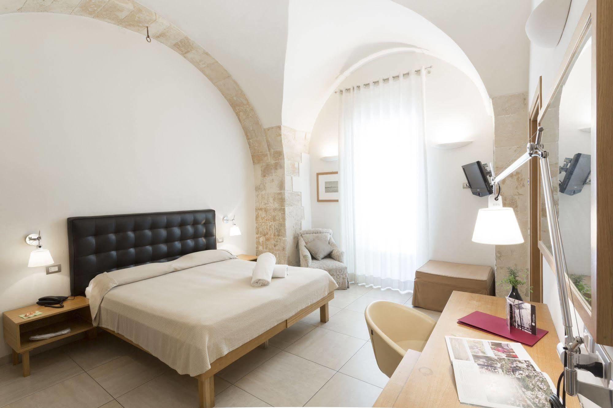 Hotel Novecento Шикли Экстерьер фото
