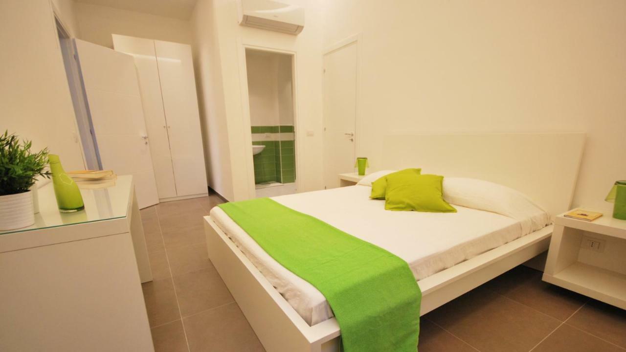 Hotel Novecento Шикли Экстерьер фото